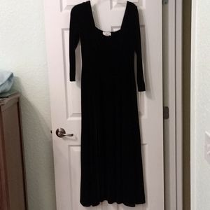 Bruno Duluc for KUSH. lush Deep green velvet evening dress